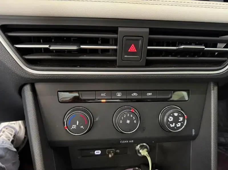 Tiguan L 2023 280TSI Trendy Limited Edition — миниатюра 8