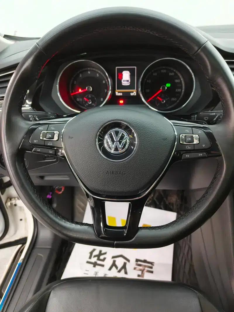 Tiguan L 2018 330TSI Automatic 2WD Luxury Edition — миниатюра 12
