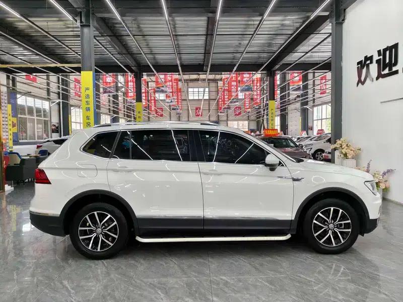 Tiguan L 2018 330TSI Automatic 2WD Luxury Edition — миниатюра 8