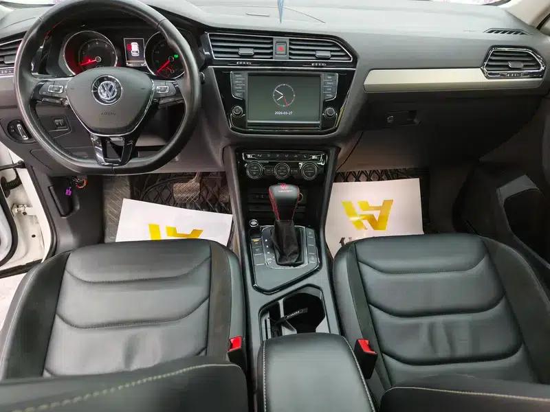 Tiguan L 2018 330TSI Automatic 2WD Luxury Edition — миниатюра 10