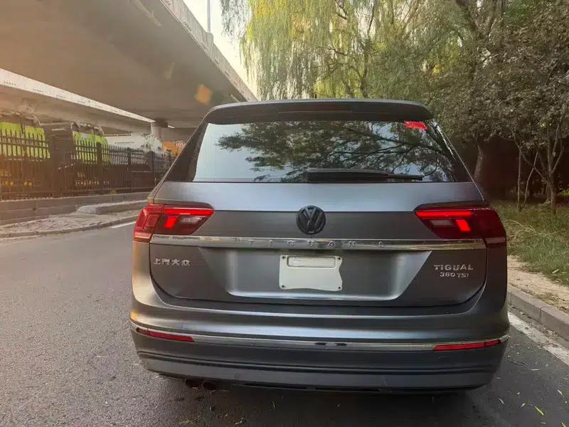 Tiguan L 2017 330TSI Automatic 2WD Luxury Edition — миниатюра 5