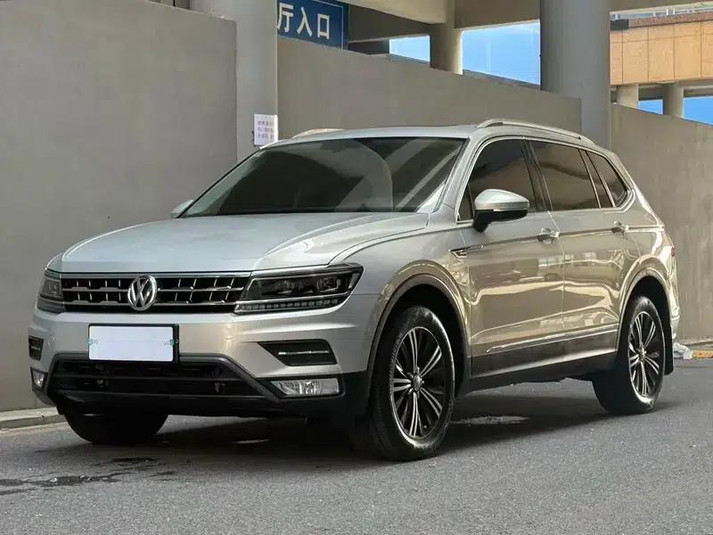 Tiguan L 2018 380TSI Automatic 4WD Luxury Edition — миниатюра 1