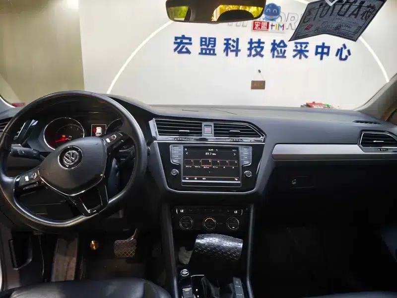 Tiguan L 2018 330TSI Automatic 2WD Luxury Edition — миниатюра 7