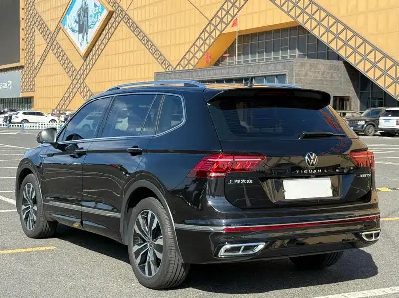 Tiguan L 2023 Facelift 330TSI 2WD R-Line Premium Edition — миниатюра 4