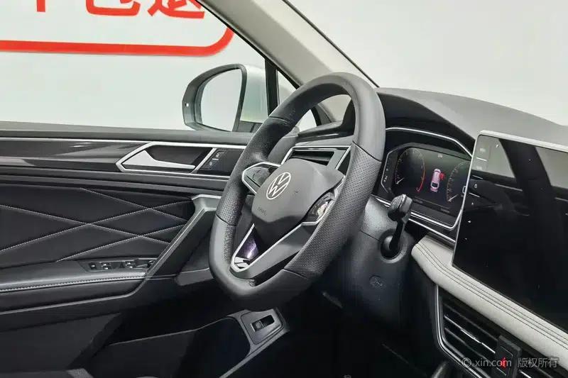 Tiguan L 2023 330TSI 2WD Smart Edition — миниатюра 17