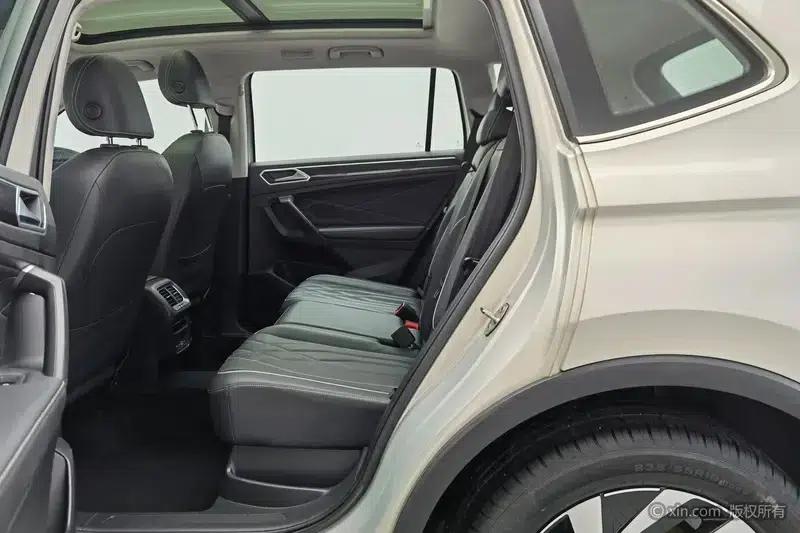 Tiguan L 2023 330TSI 2WD Smart Edition — миниатюра 20