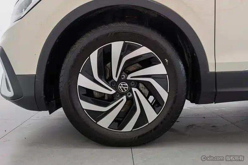 Tiguan L 2023 330TSI 2WD Smart Edition — миниатюра 8