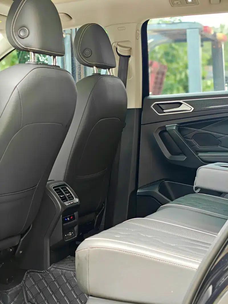 Tiguan L 2022 330TSI Automatic 2WD R-Line Premium Edition — миниатюра 8