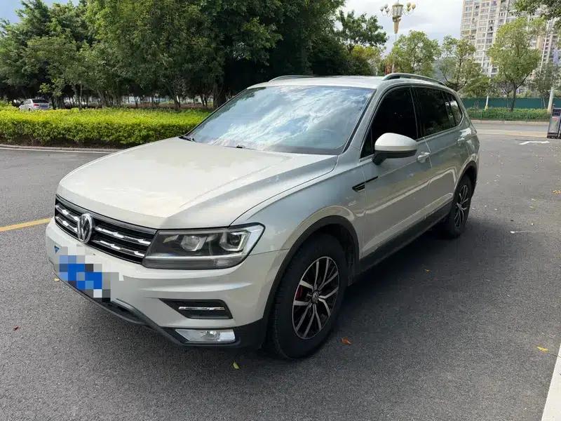 Tiguan L 2018 330TSI Automatic 2WD Luxury Edition — миниатюра 1