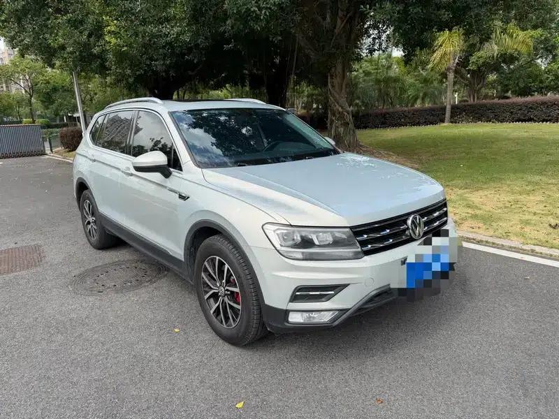 Tiguan L 2018 330TSI Automatic 2WD Luxury Edition — миниатюра 3