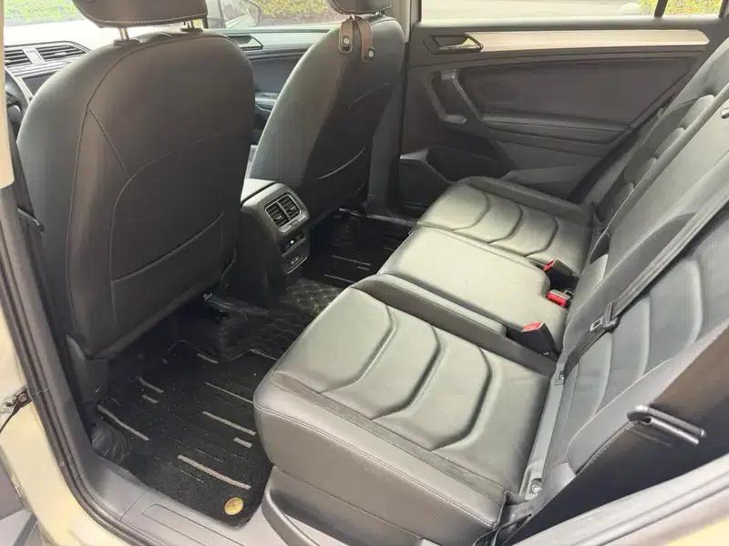 Tiguan L 2018 330TSI Automatic 2WD Luxury Edition — миниатюра 9