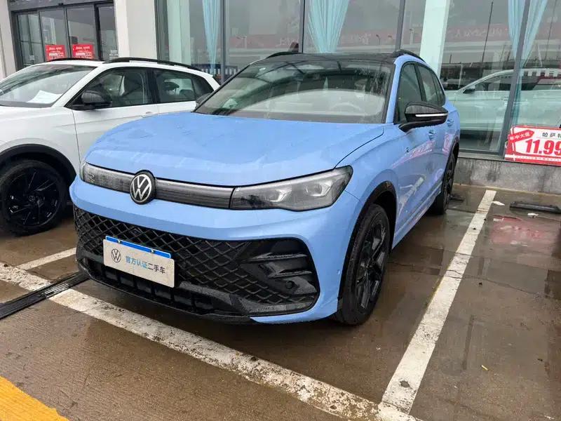 Tiguan L 2025 Pro 380TSI AWD R-Line Smart Edition — миниатюра 1