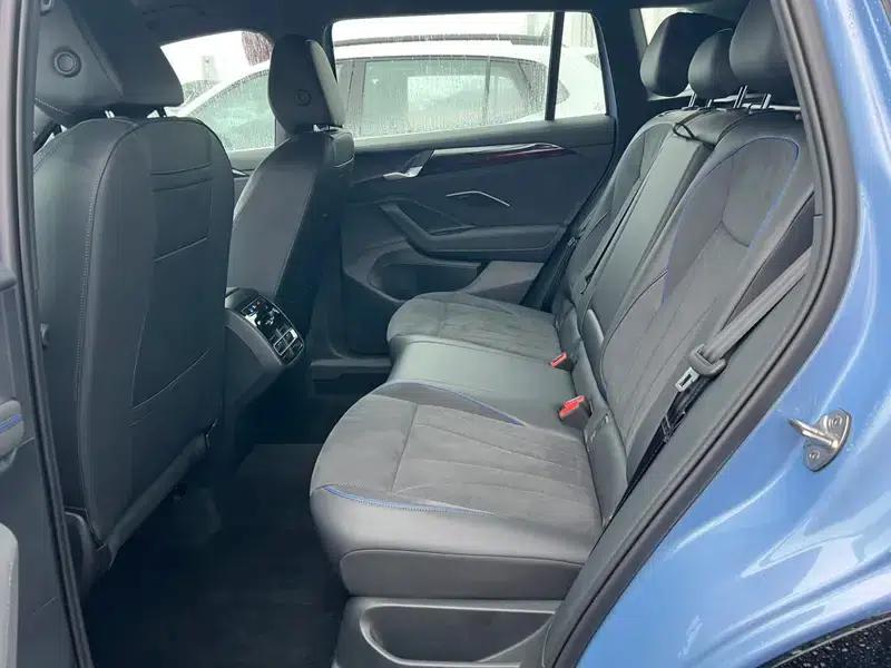 Tiguan L 2025 Pro 380TSI AWD R-Line Smart Edition — миниатюра 13