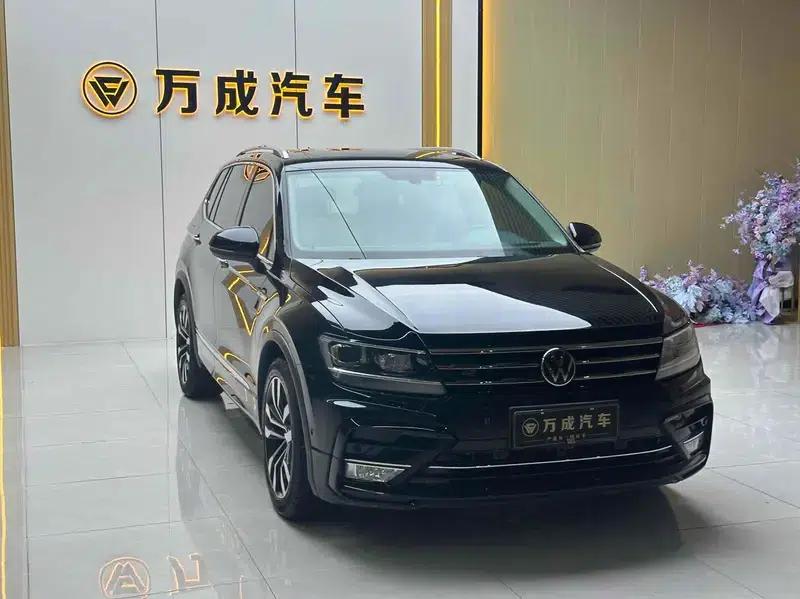 Tiguan L 2021 330TSI Automatic 2WD R-Line Flagship Edition — миниатюра 3