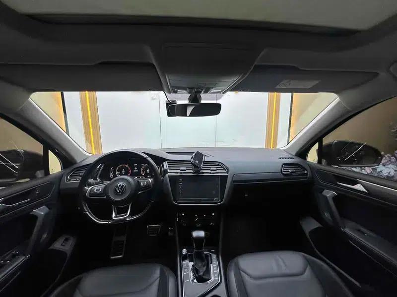 Tiguan L 2021 330TSI Automatic 2WD R-Line Flagship Edition — миниатюра 8