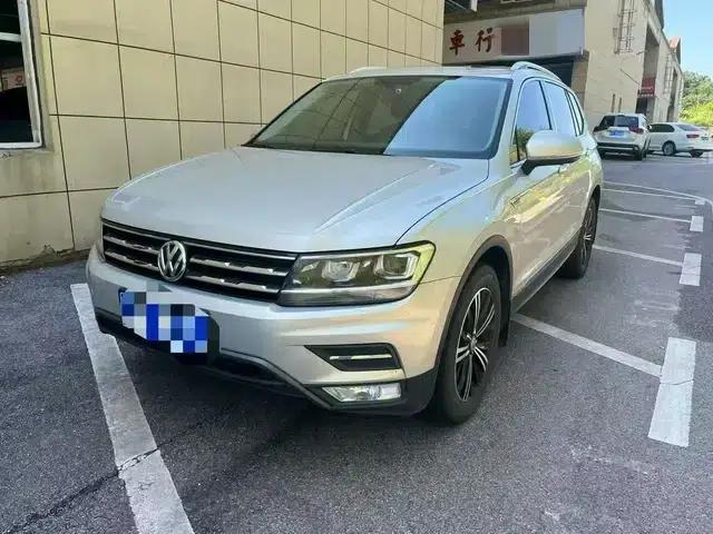 Tiguan L 2019 330TSI Automatic 2WD Panoramic Comfort Edition (China VI Emission Standard) — миниатюра 1
