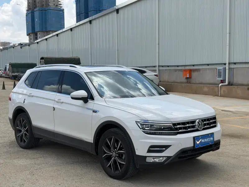 Tiguan L 2017 380TSI Automatic 4WD Flagship Edition — миниатюра 3
