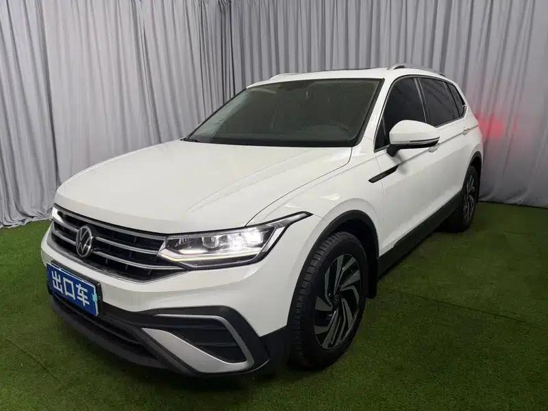 Tiguan L 2023 280TSI Trendy Limited Edition — миниатюра 1