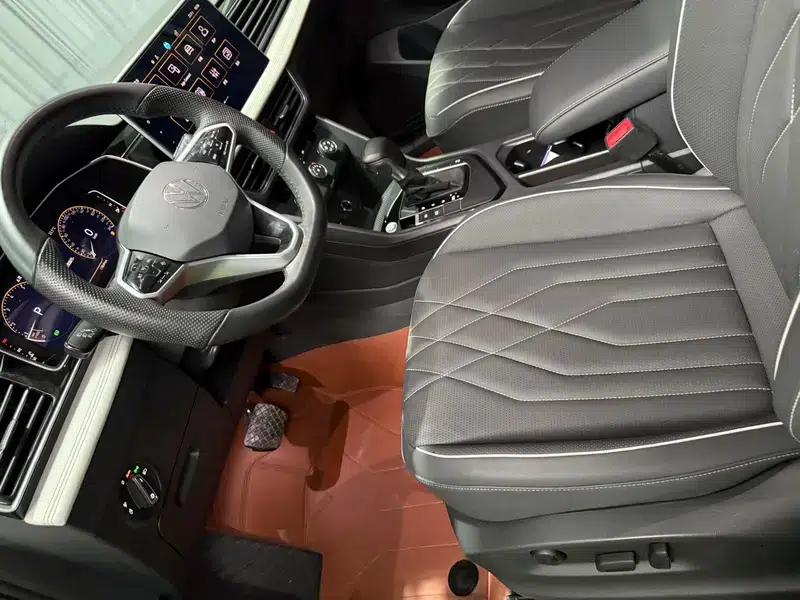 Tiguan L 2023 280TSI Trendy Limited Edition — миниатюра 8