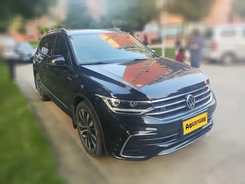 Tiguan L 2023 330TSI 2WD R-Line Premium Edition — миниатюра 3