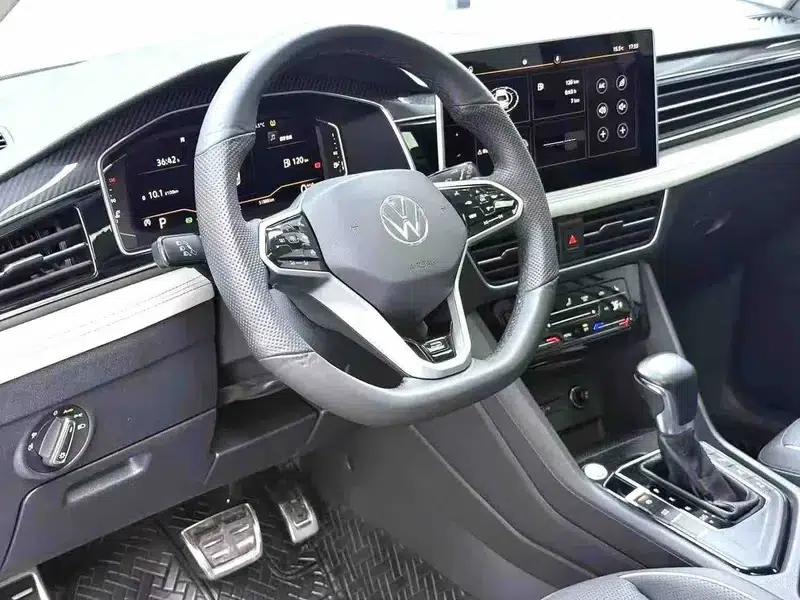 Tiguan L 2022 330TSI Automatic 2WD R-Line Flagship Edition — миниатюра 6