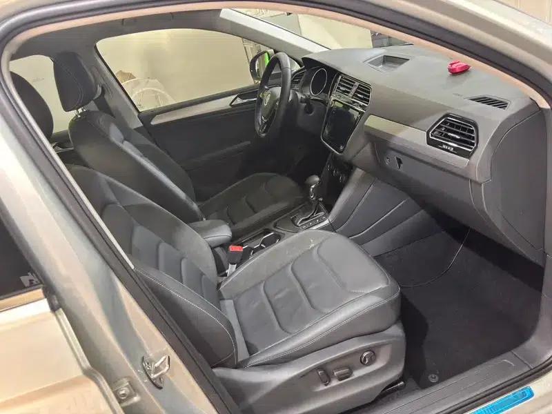 Tiguan L 2019 330TSI Automatic 2WD Smart Luxury Edition (China VI Emission Standard) — миниатюра 13