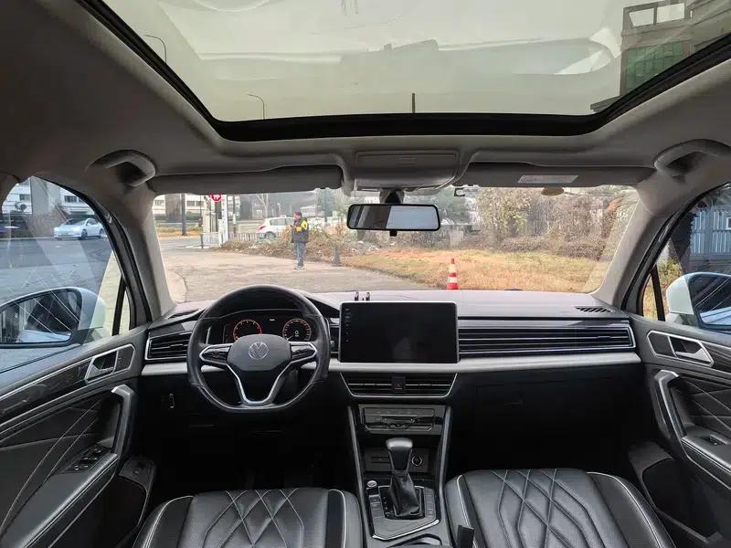 Tiguan L 2023 300TSI 2WD Smart Edition — миниатюра 7