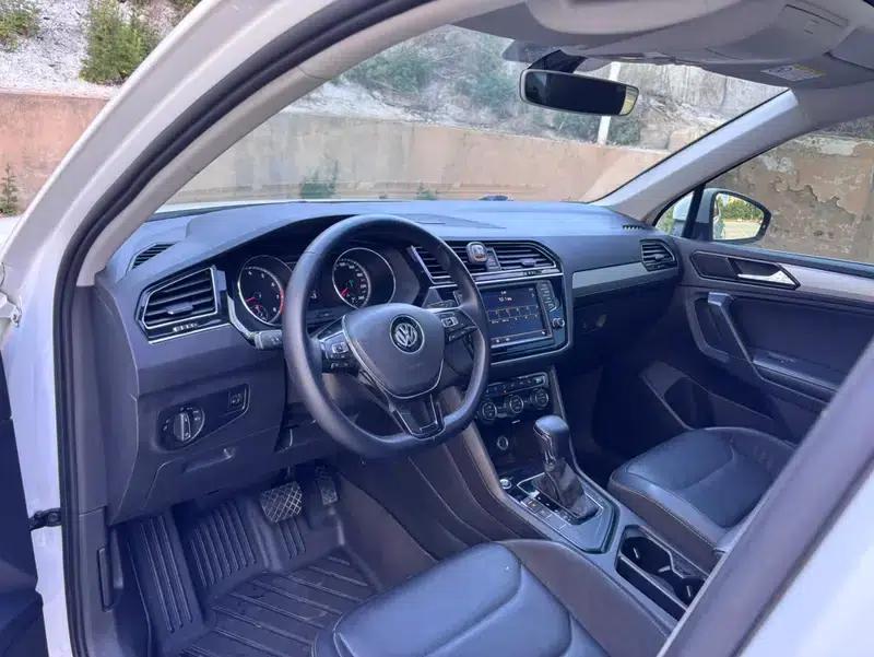 Tiguan L 2018 330TSI Automatic 2WD Luxury Edition — миниатюра 12