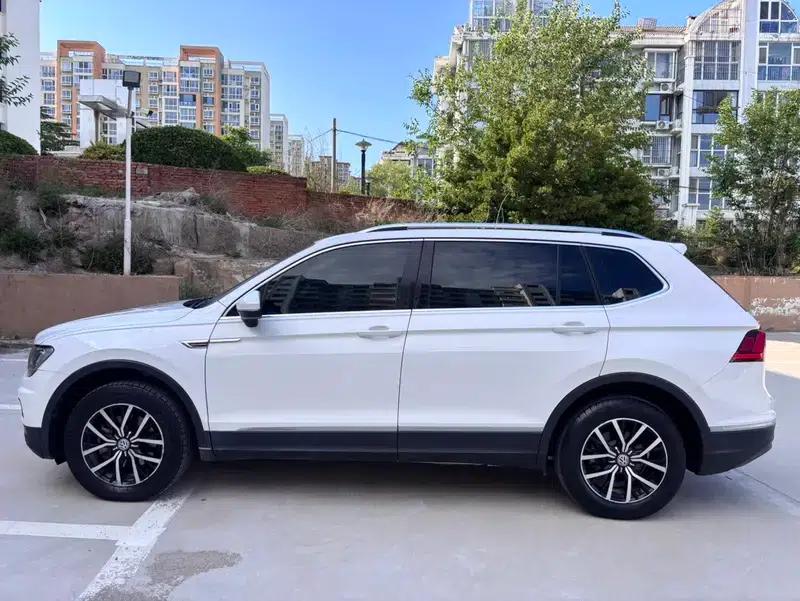Tiguan L 2018 330TSI Automatic 2WD Luxury Edition — миниатюра 4