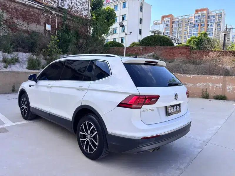 Tiguan L 2018 330TSI Automatic 2WD Luxury Edition — миниатюра 5