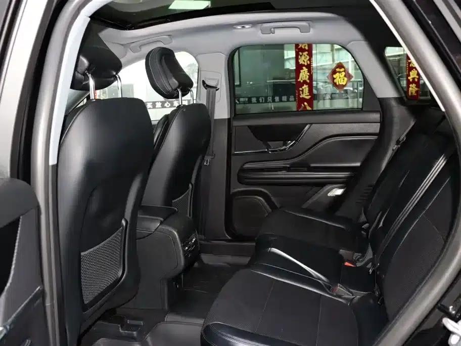 Adventurer 2022 2.0T 2WD Premium Edition — миниатюра 11