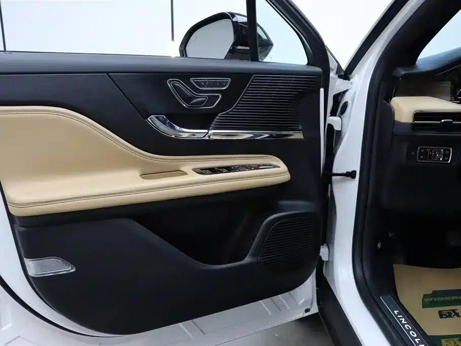 Adventurer 2021 2.0T AWD Premium Edition — миниатюра 9