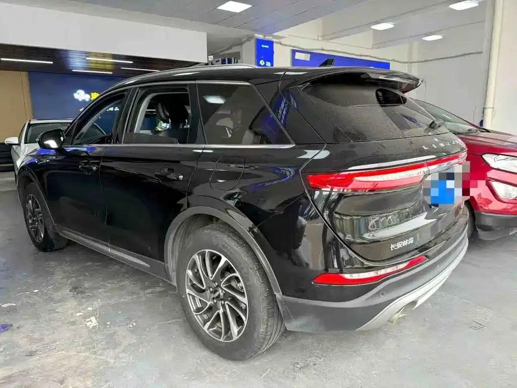 Adventurer 2022 2.0T 2WD Premium Edition — миниатюра 3