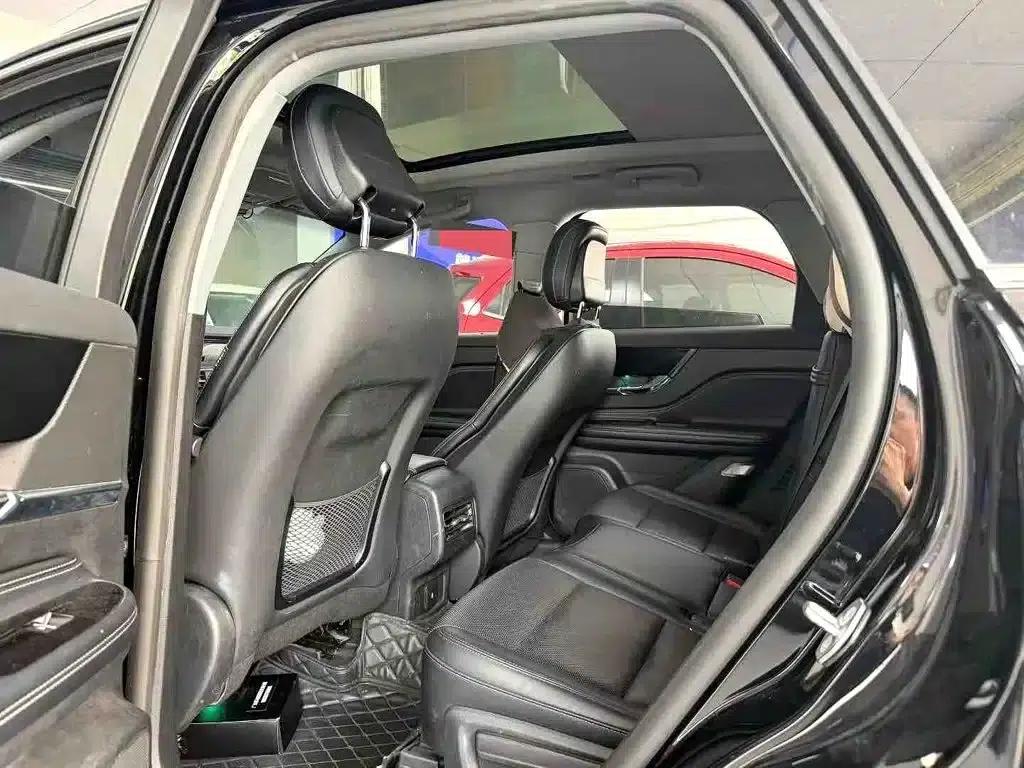 Adventurer 2022 2.0T 2WD Premium Edition — миниатюра 5
