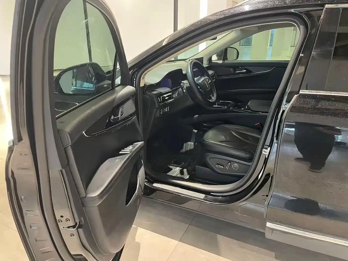 Navigator 2021 2.0T AWD Premium Edition — миниатюра 7