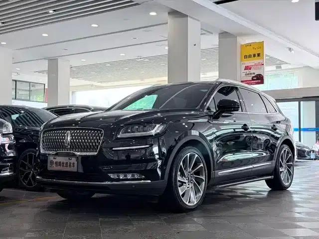 Navigator 2021 2.7T AWD Premium Edition