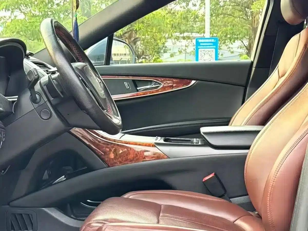 2019 Navigator Imported Model 2.7T 4WD Premium Edition (National V Emission Standard) — миниатюра 4