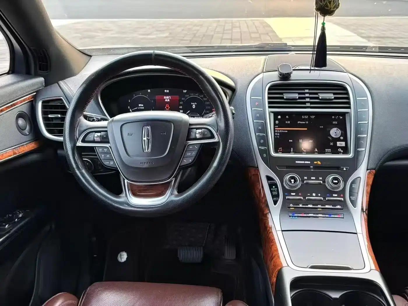 2019 Navigator Imported Model 2.7T 4WD Premium Edition (National V Emission Standard) — миниатюра 7
