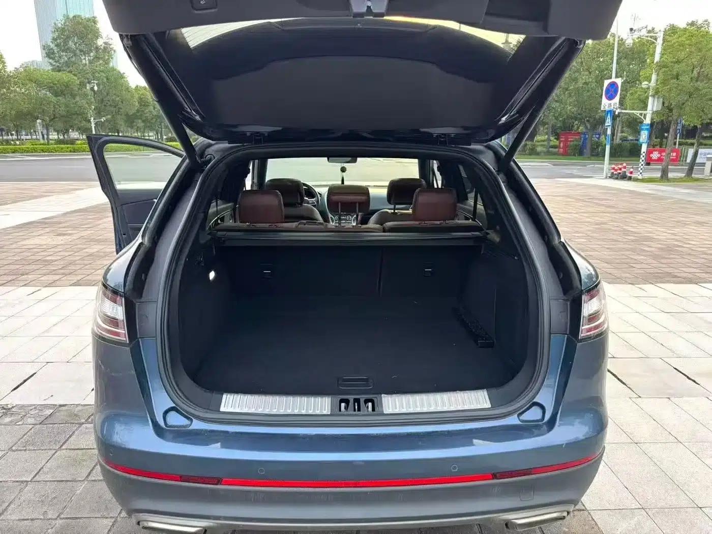 2019 Navigator Imported Model 2.7T 4WD Premium Edition (National V Emission Standard) — миниатюра 8