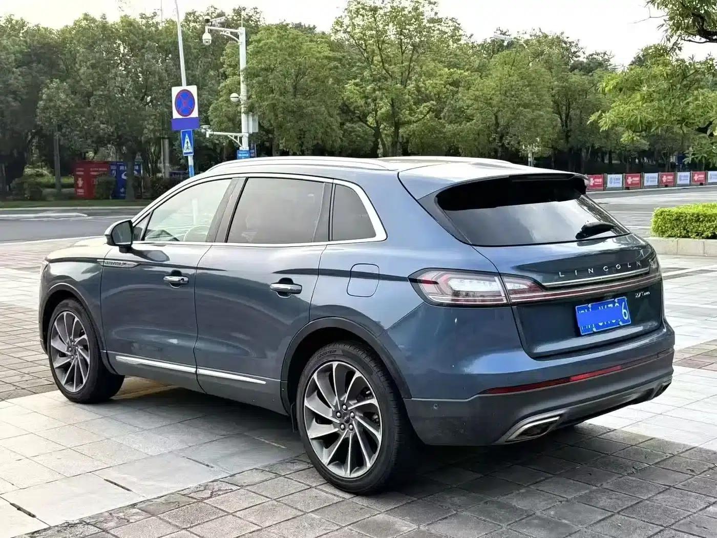 2019 Navigator Imported Model 2.7T 4WD Premium Edition (National V Emission Standard) — миниатюра 9