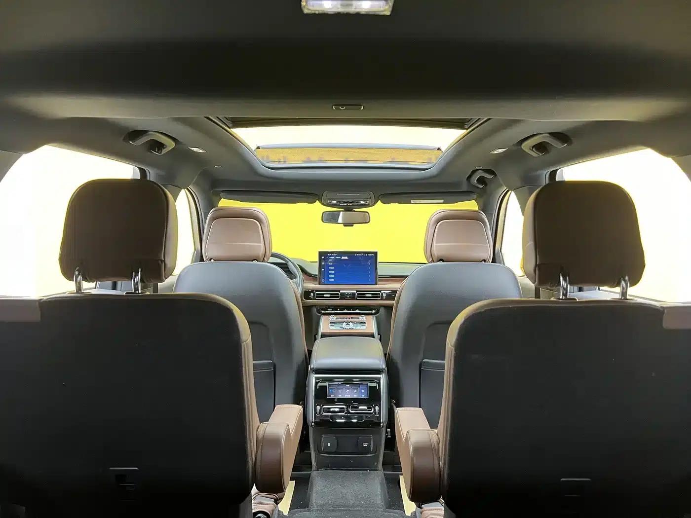 2021 Aviator 3.0T V6 AWD Premium Edition — миниатюра 31