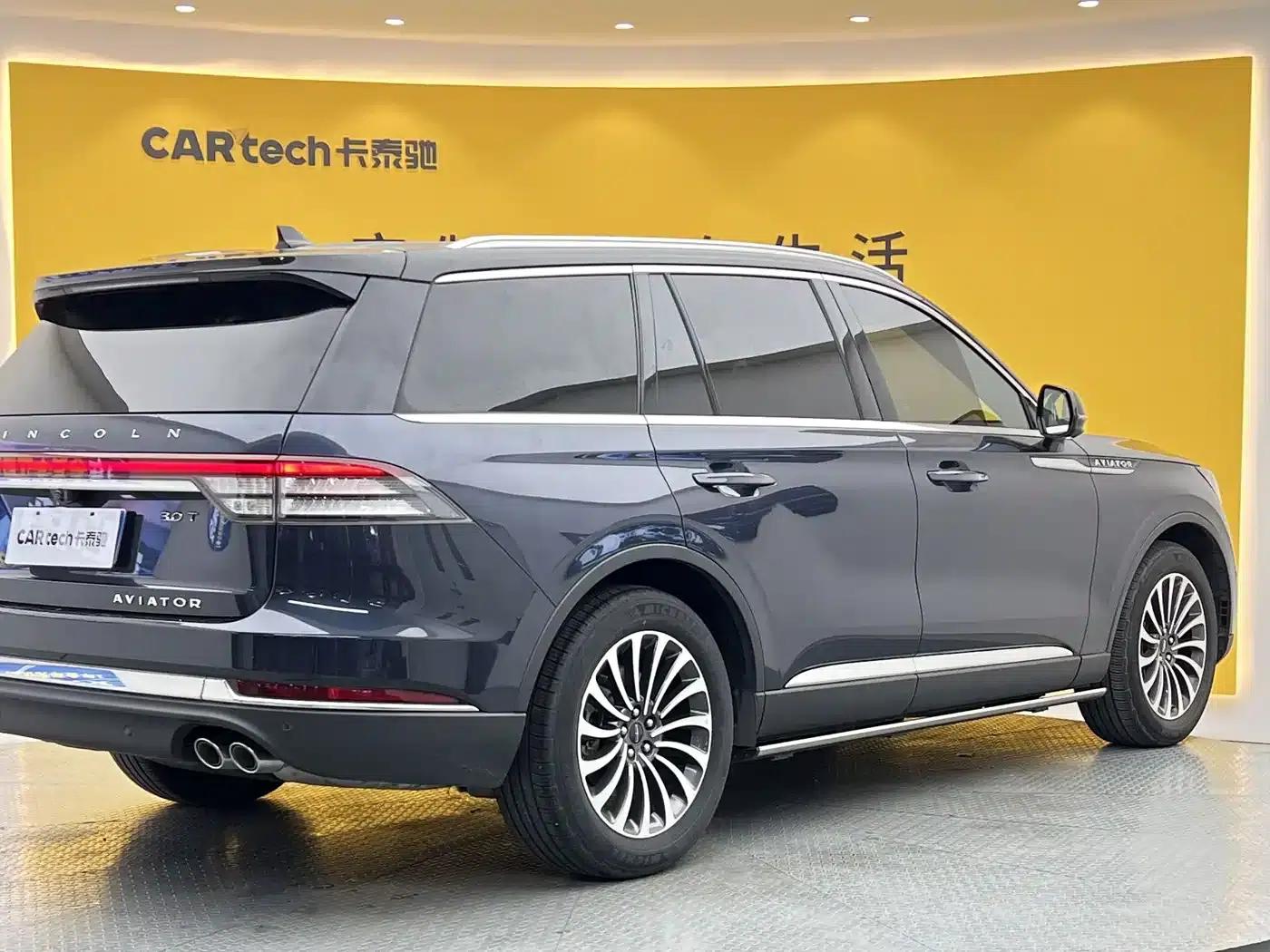 2021 Aviator 3.0T V6 AWD Premium Edition — миниатюра 34