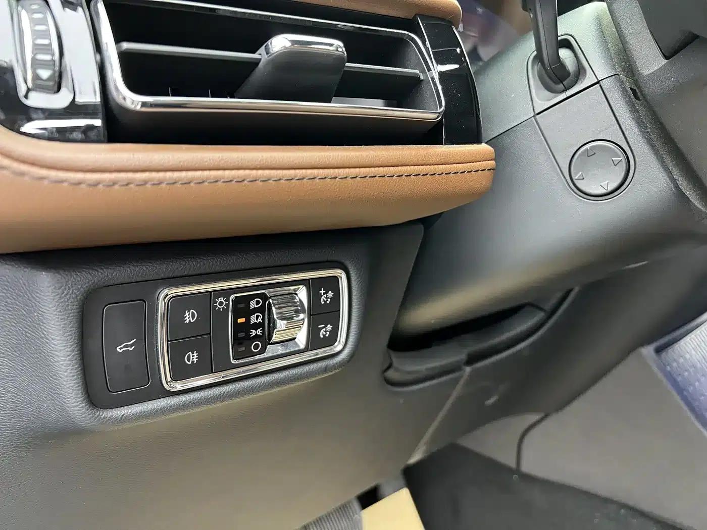 2021 Aviator 3.0T V6 AWD Premium Edition — миниатюра 7