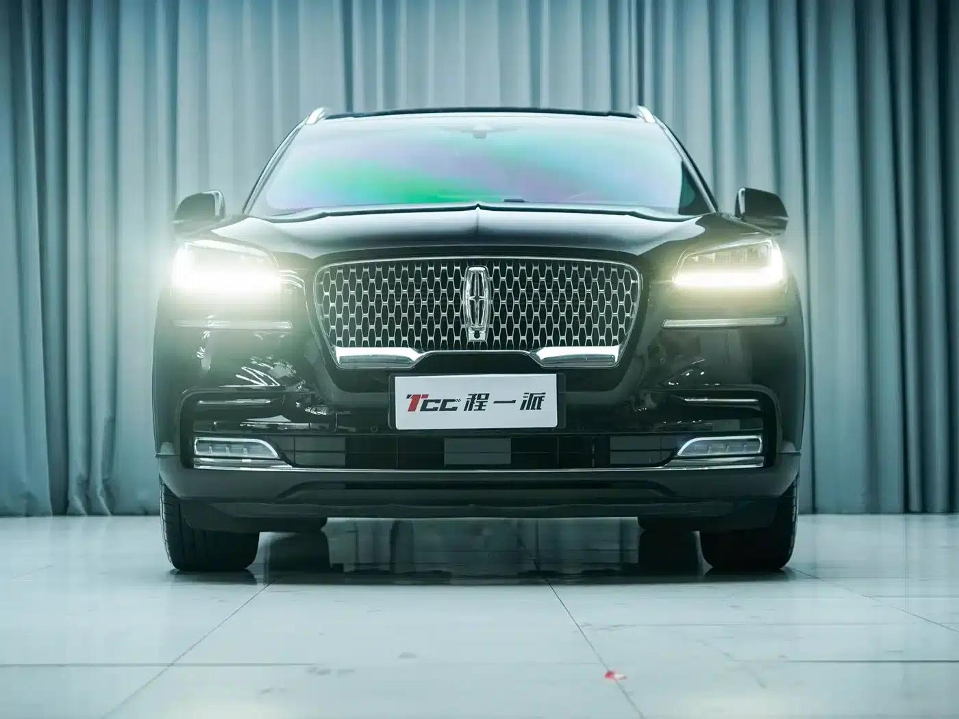 2023 Aviator 3.0T V6 AWD Premium Cruiser (6-seater) — миниатюра 2