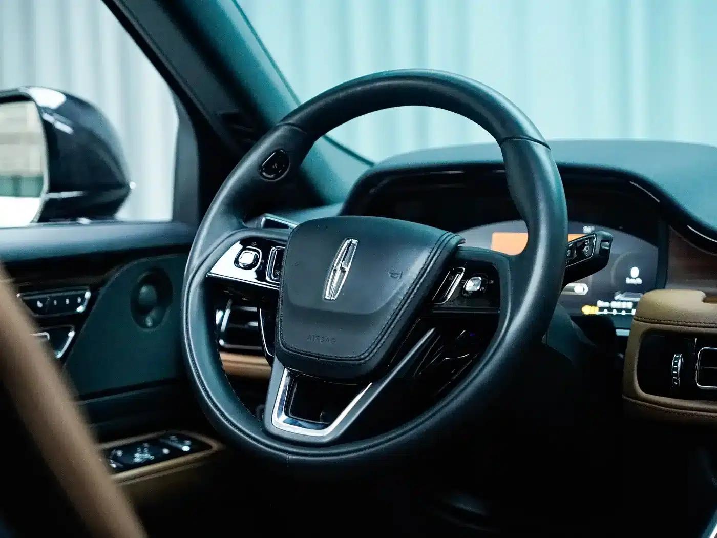 2023 Aviator 3.0T V6 AWD Premium Cruiser (6-seater) — миниатюра 6