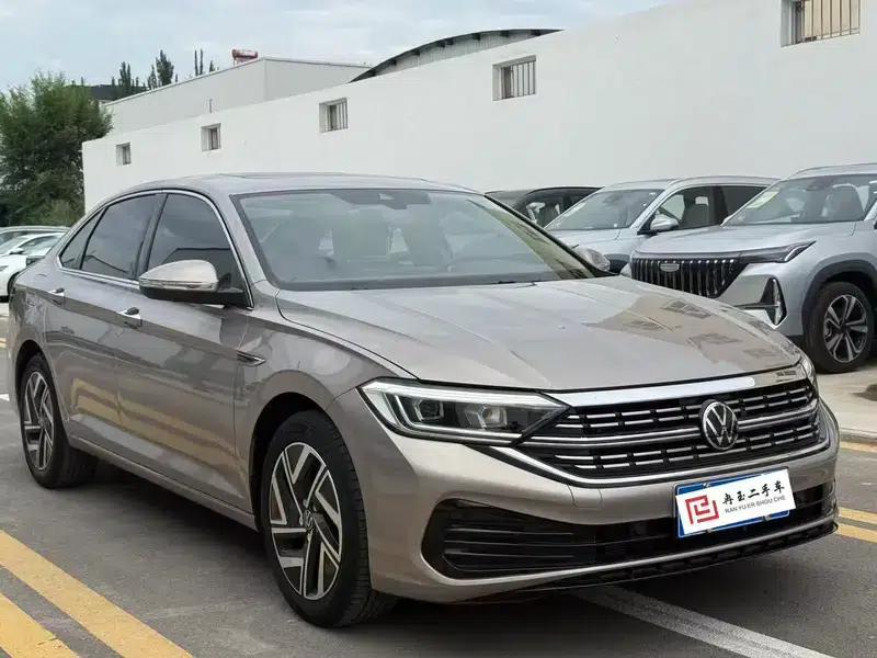 2023 Volkswagen Sagitar 300TSI DSG Super Edition — миниатюра 3
