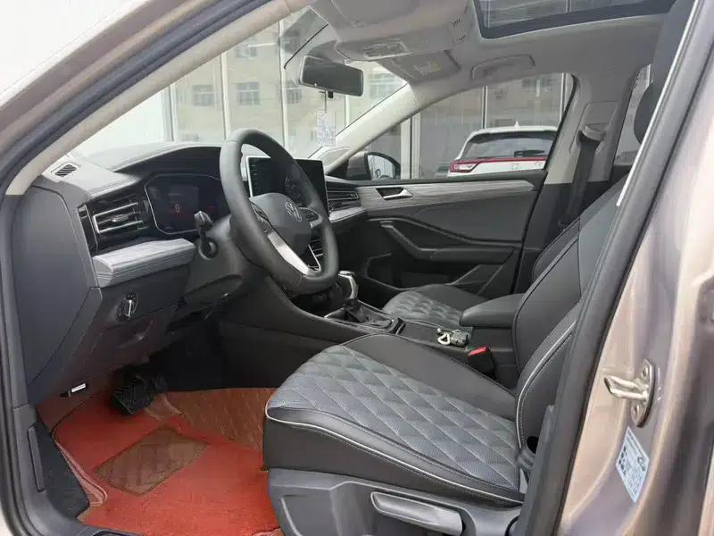 2023 Volkswagen Sagitar 300TSI DSG Super Edition — миниатюра 8