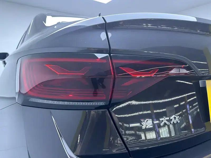 Sagitar 2025 Facelift II 300TSI DSG Super Edition — миниатюра 13