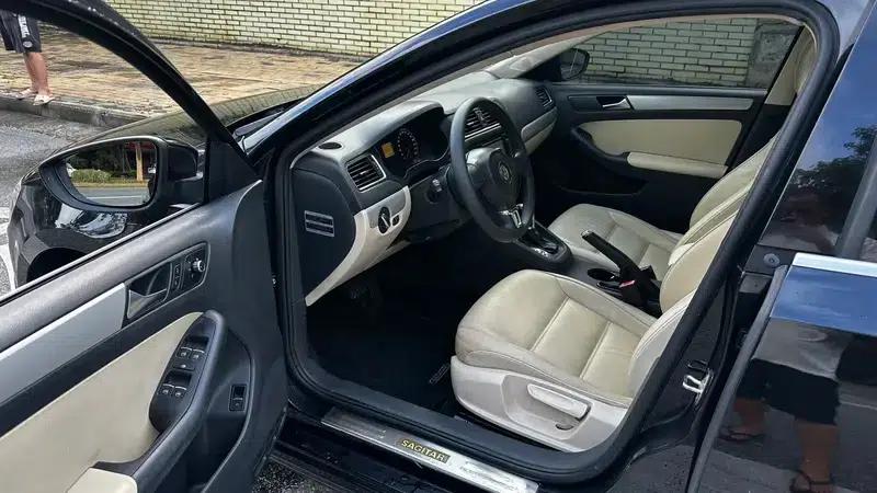 2012 Volkswagen Sagitar 1.6L Automatic Comfort Model — миниатюра 15