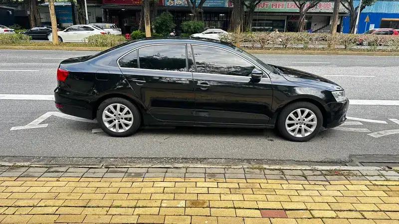 2012 Volkswagen Sagitar 1.6L Automatic Comfort Model — миниатюра 7